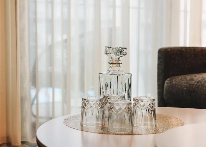 Mercury Stylish By Buena Vista *